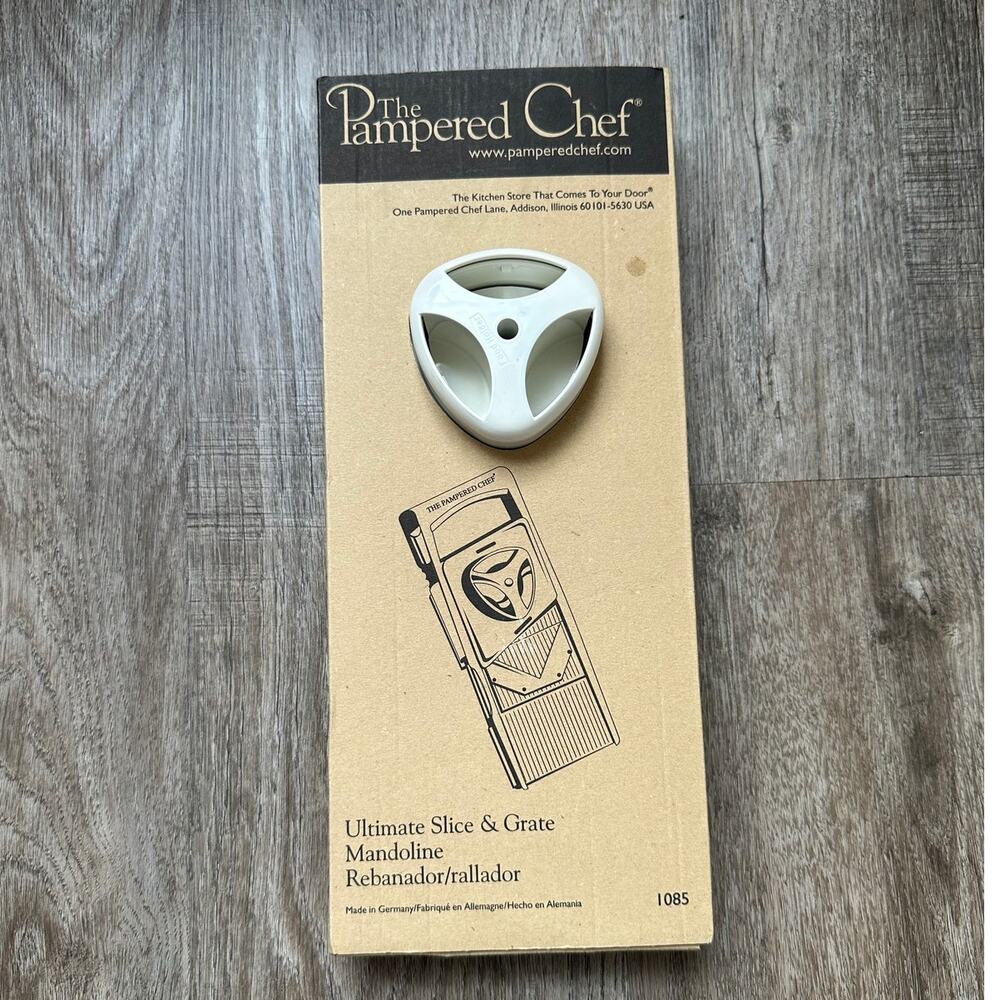 Pampered Chef Ultimate Slice & Grate Mandoline #1085 White 4-Blade Made Germany